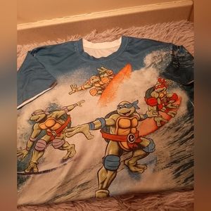 Teenage Mutant Ninja Turtle Shirt (Large)
